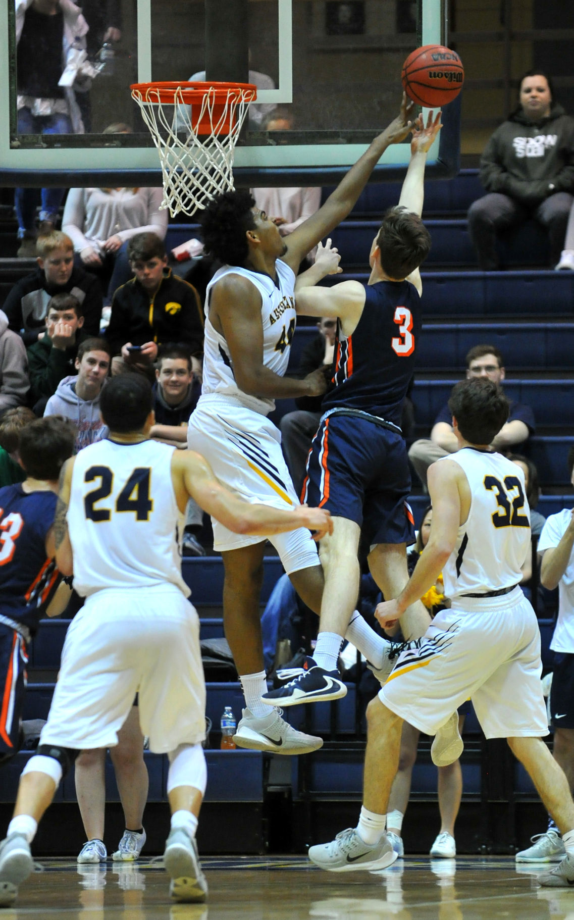 Augustana vs Wheaton men's basketball